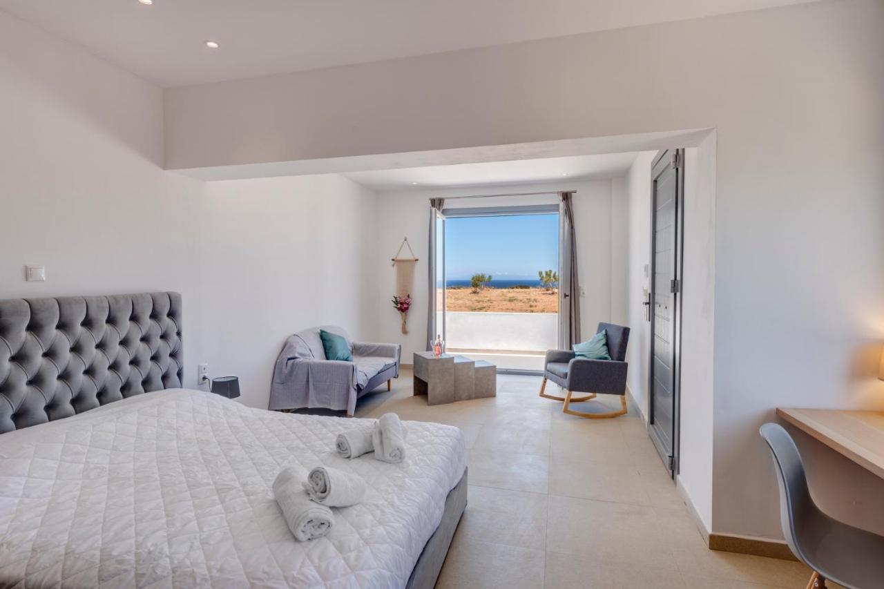 Chrysonisos Suites With Sunset & Seaviews Near Кіні Екстер'єр фото