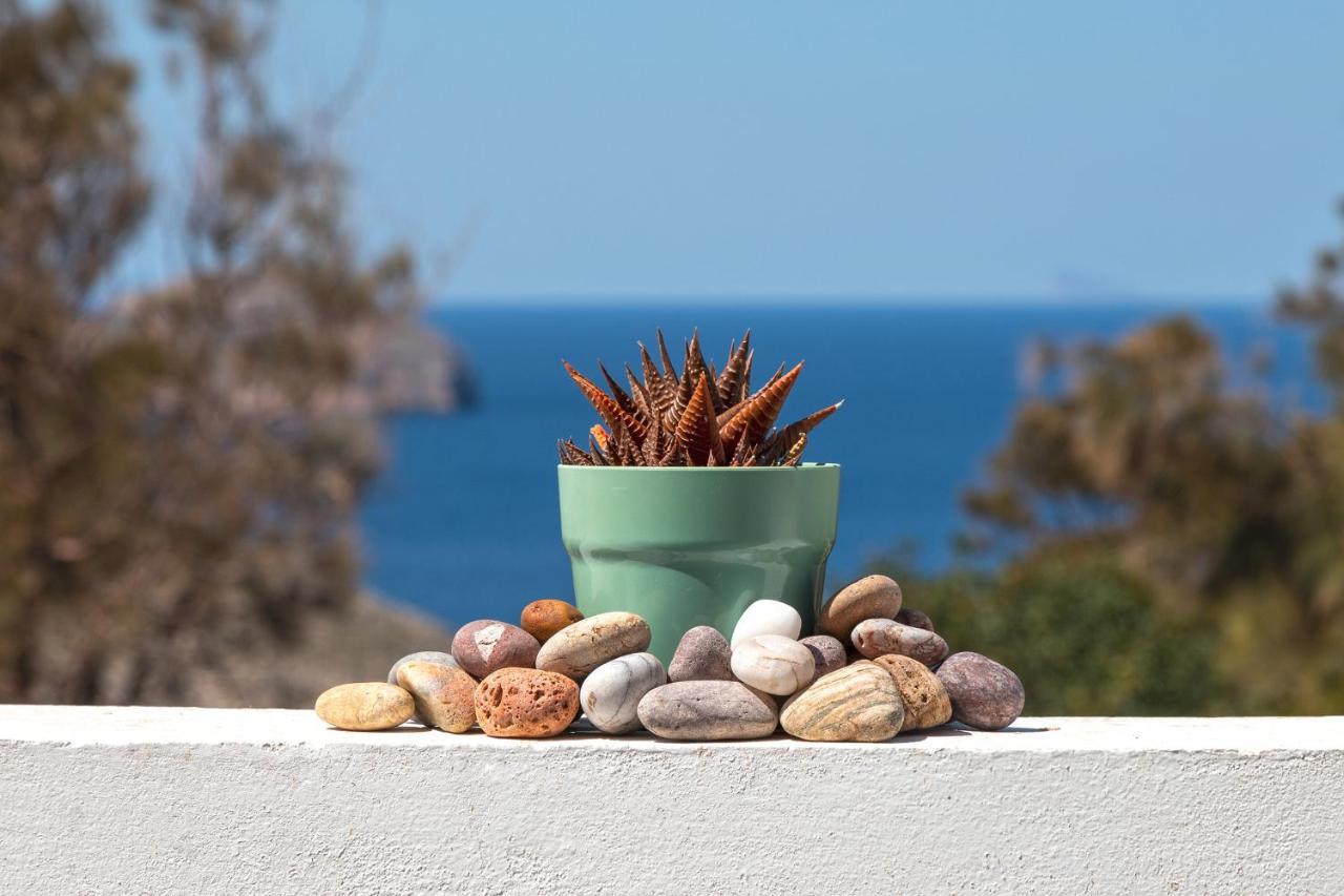 Chrysonisos Suites With Sunset & Seaviews Near Кіні Екстер'єр фото